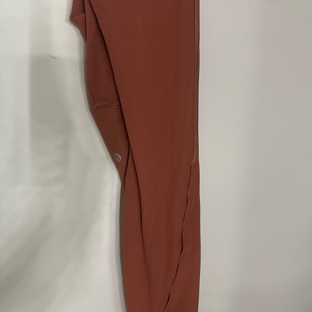 Lululemon Athletica Leggings with Stretchy Fit